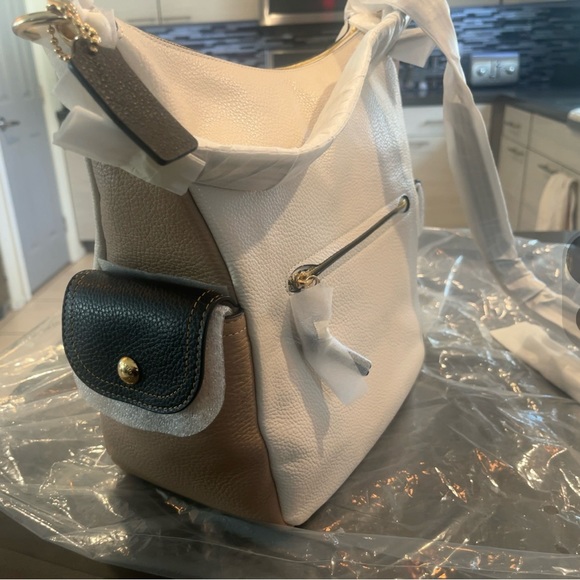 Coach pebble leather bag - Picture 3 of 5